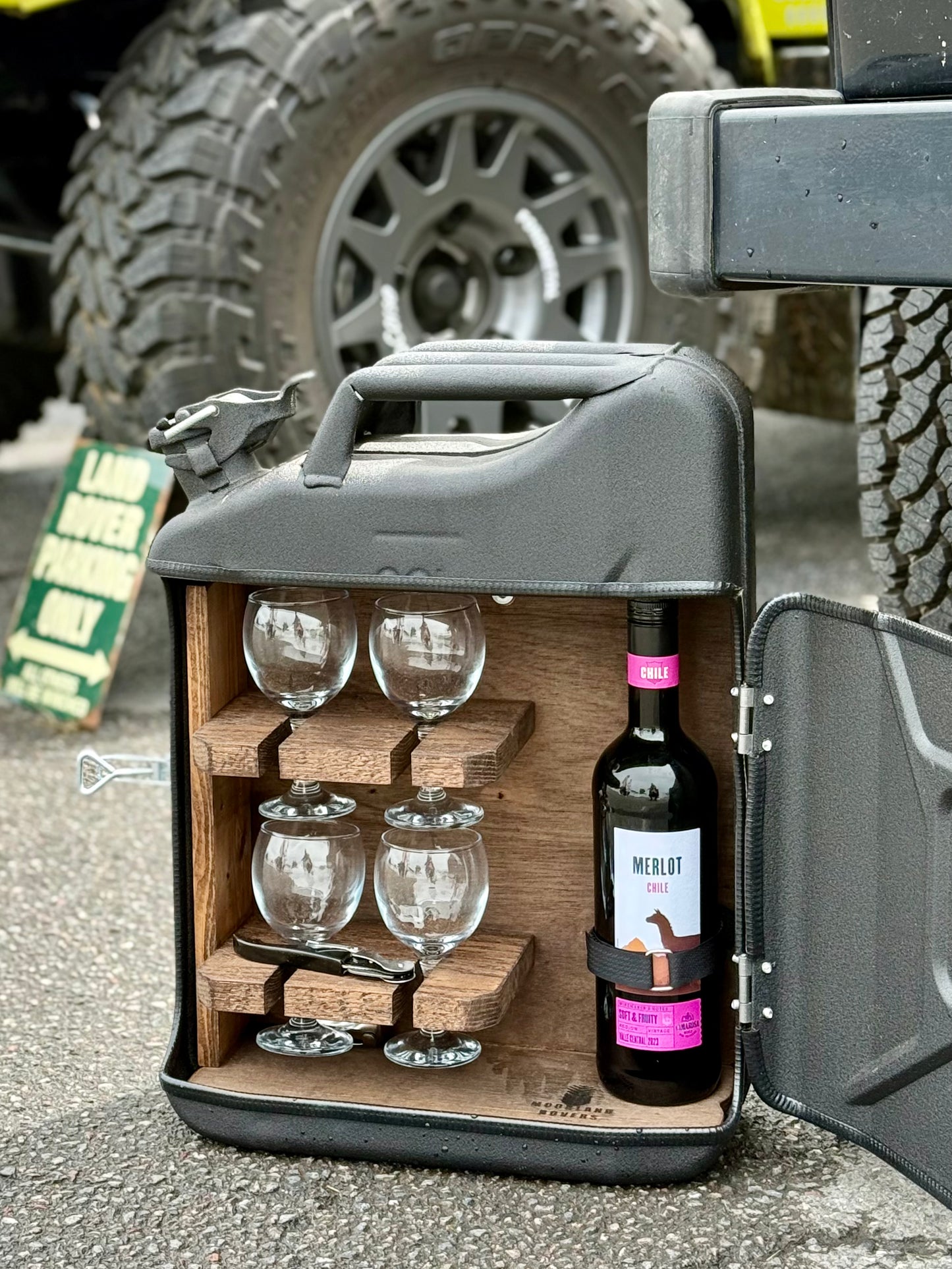 Customisable Jerry Can Mini Bar
